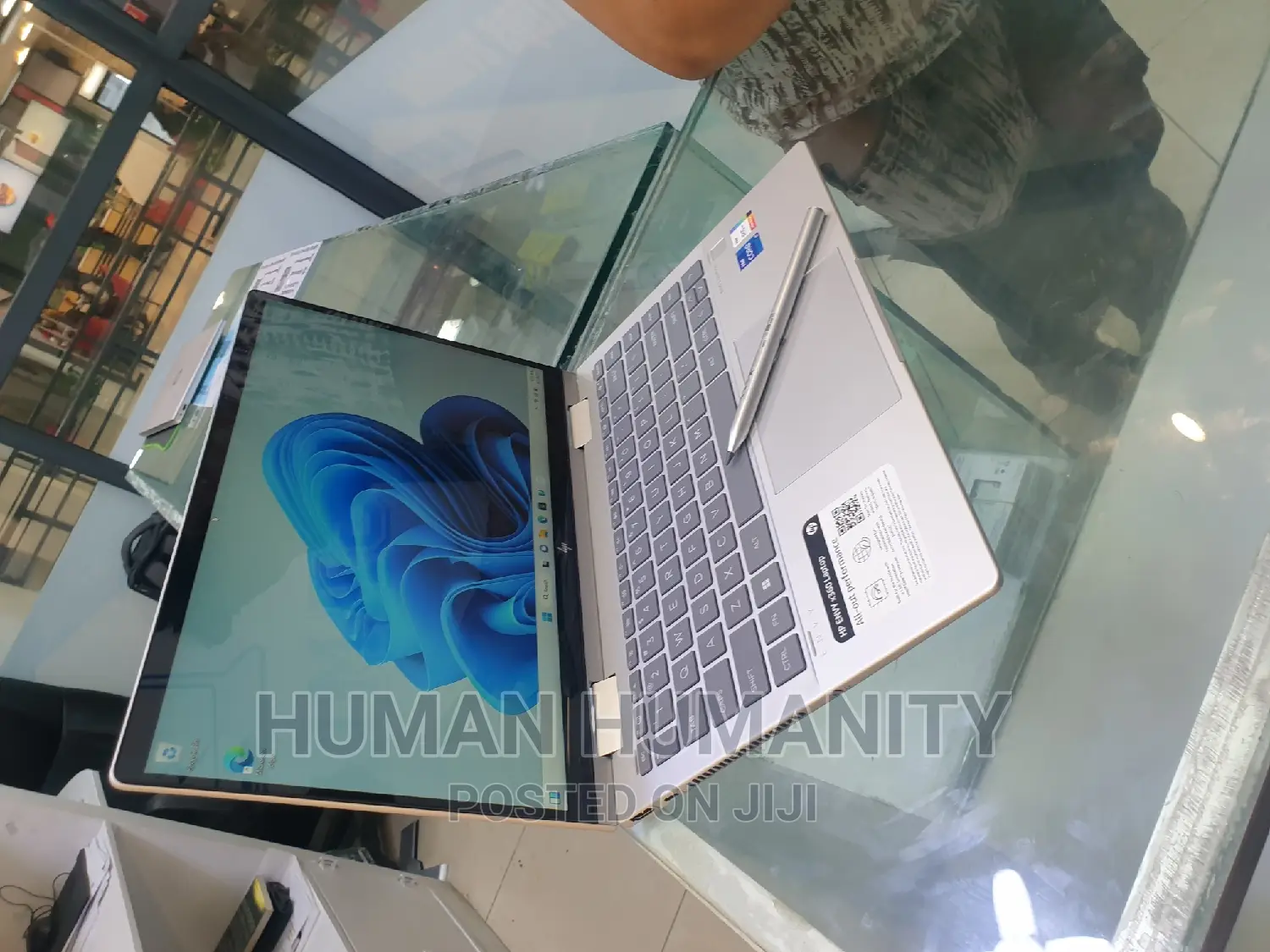 New Laptop HP Envy X360 16GB Intel Core I7 SSD 1T