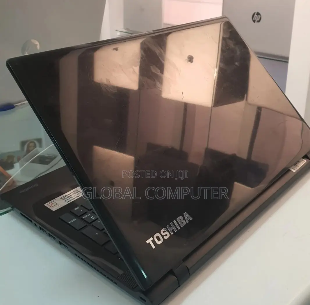 New Laptop Toshiba Satellite BE45 8GB Intel Core I5 HDD 500GB