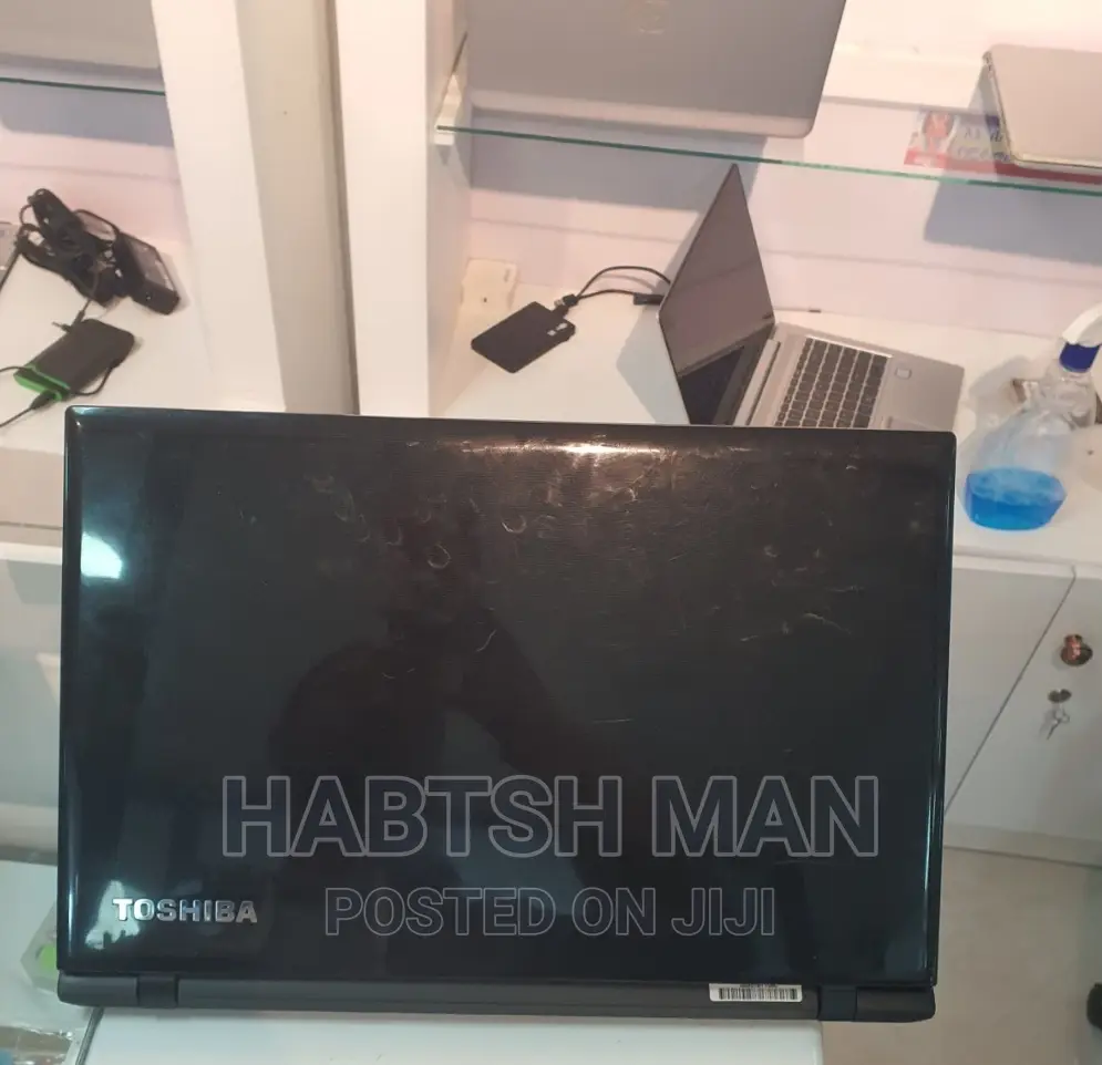 Laptop Toshiba A30 4GB Intel Core I5 HDD 500GB