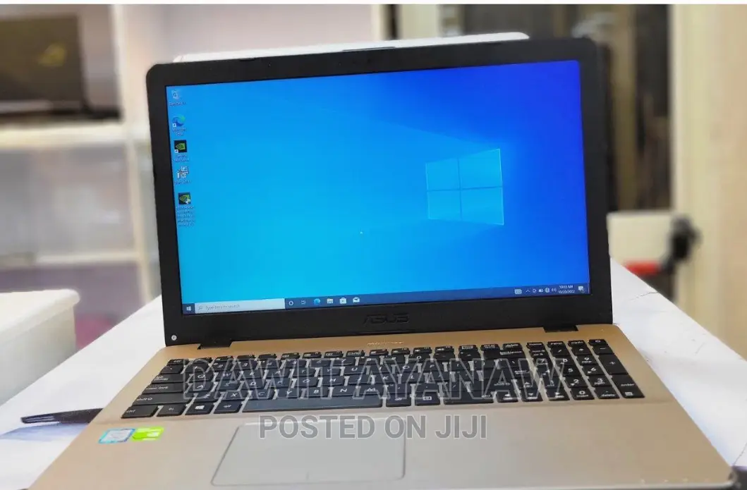 New Laptop Asus 8GB Intel Core I7 HDD+SSD 500GB