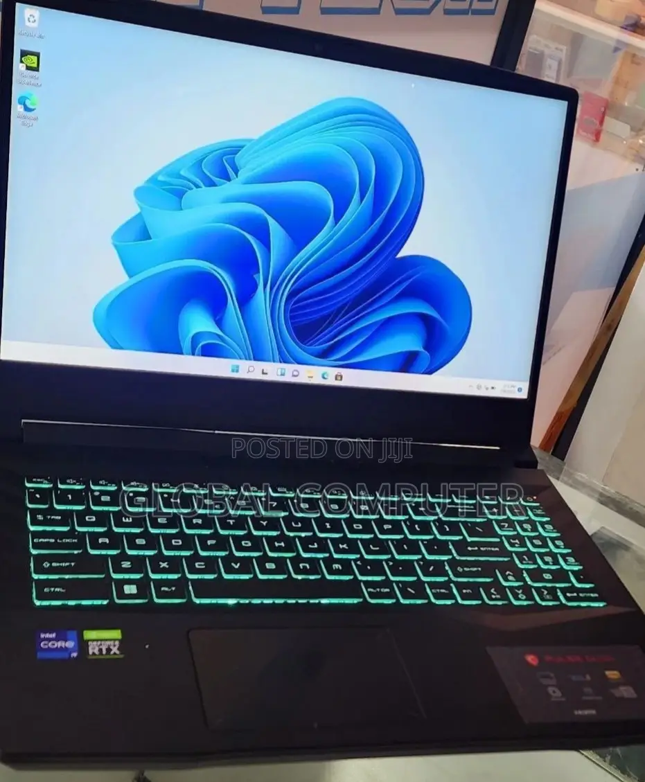 New Laptop MSI Pulse GL66 16GB Intel Core I9 SSD 1T