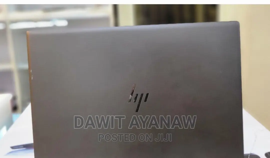 New Laptop HP 16GB AMD Ryzen 5 SSD 512GB