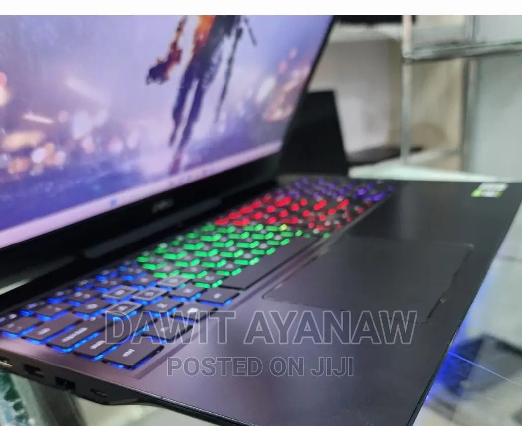 New Laptop Dell 16GB Intel Core I7 SSD 512GB