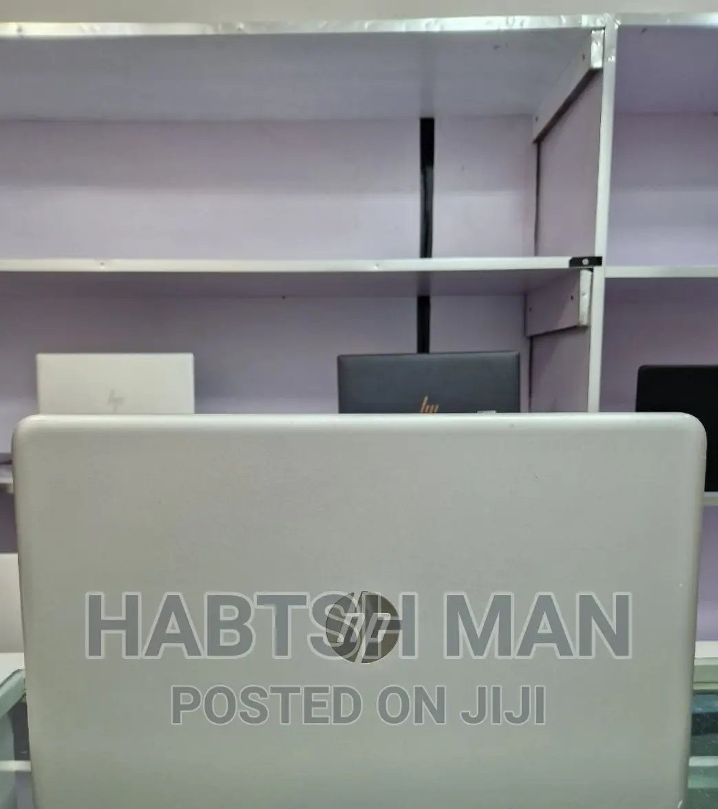 Laptop HP Pavilion 15 8GB Intel Core I5 HDD 1T