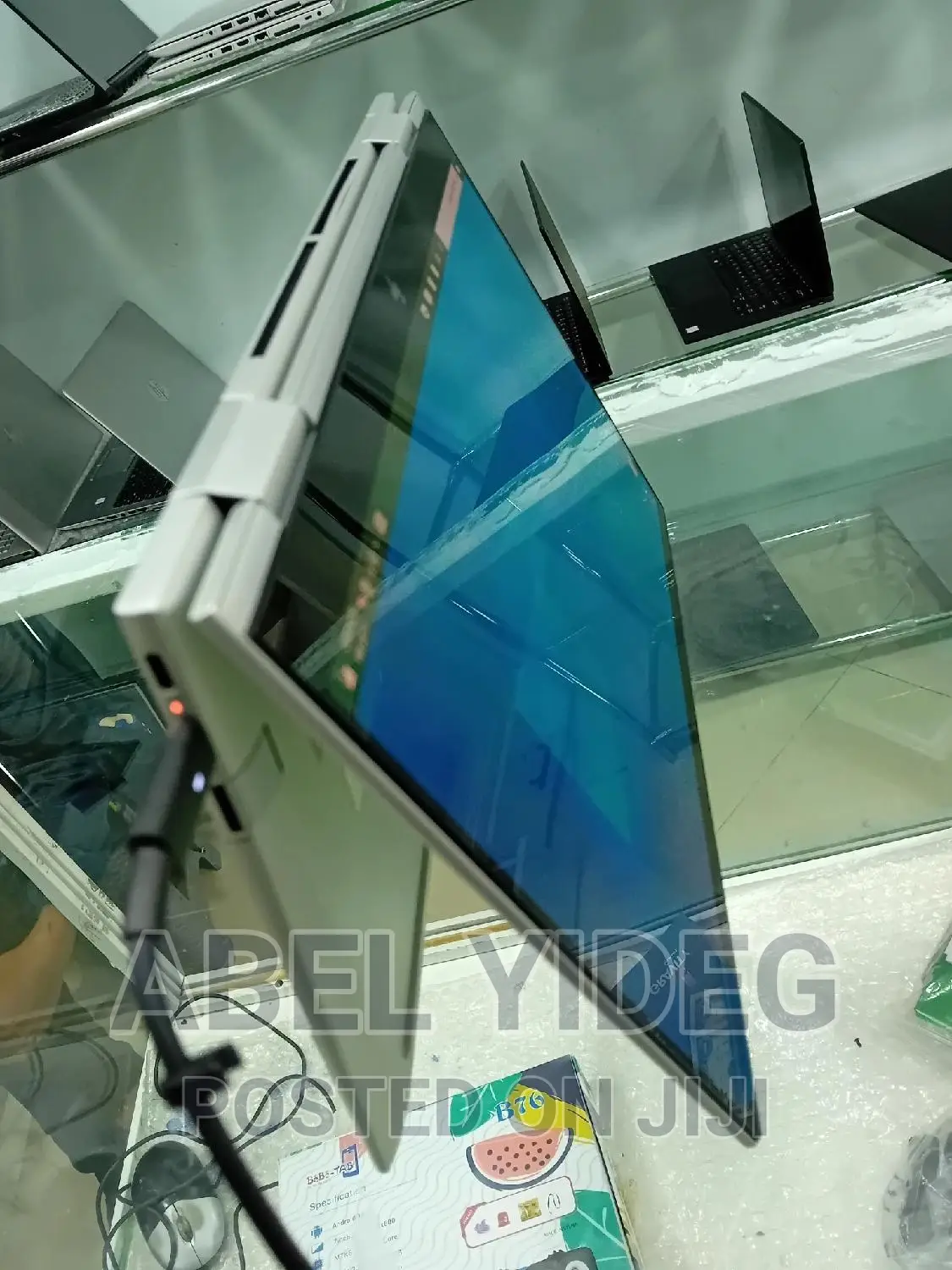 New Laptop HP Envy X360 8GB Intel Core I7 SSD 512GB