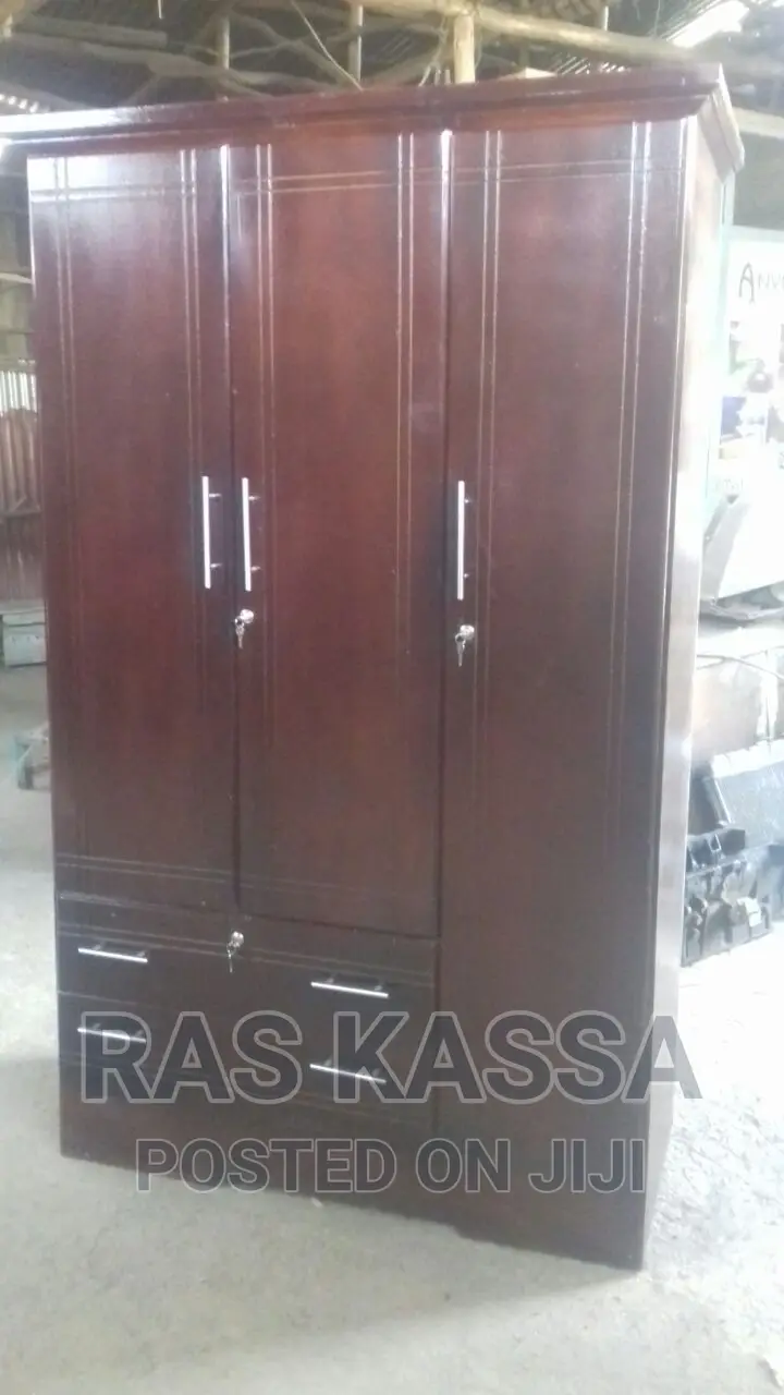 1,20 በ MDF የተሰራ ምርጥ ቁም ሳጥን