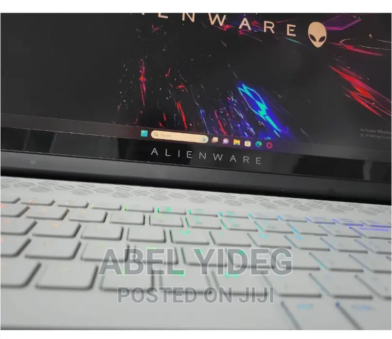New Laptop Alienware M17x R2 32GB Intel Core I7 SSD 1.5T