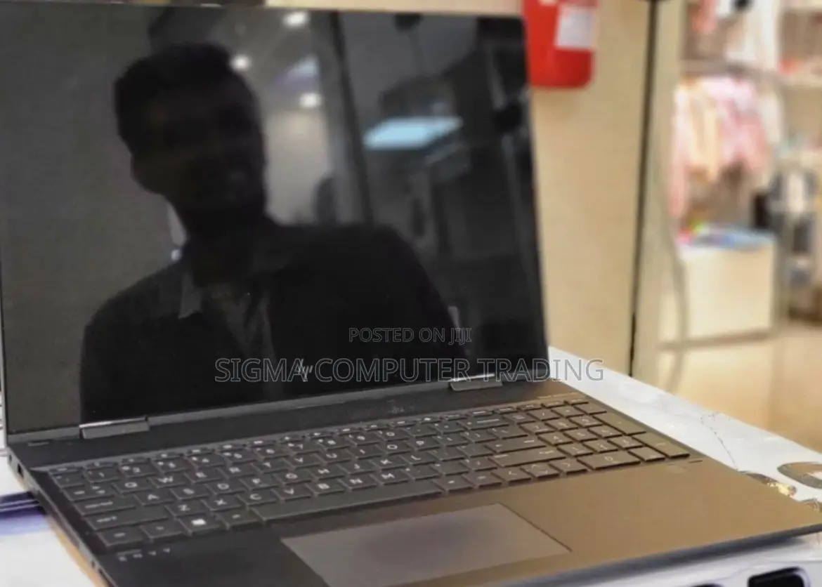 New Laptop HP Envy X360 16GB AMD Ryzen 5 SSD 512GB