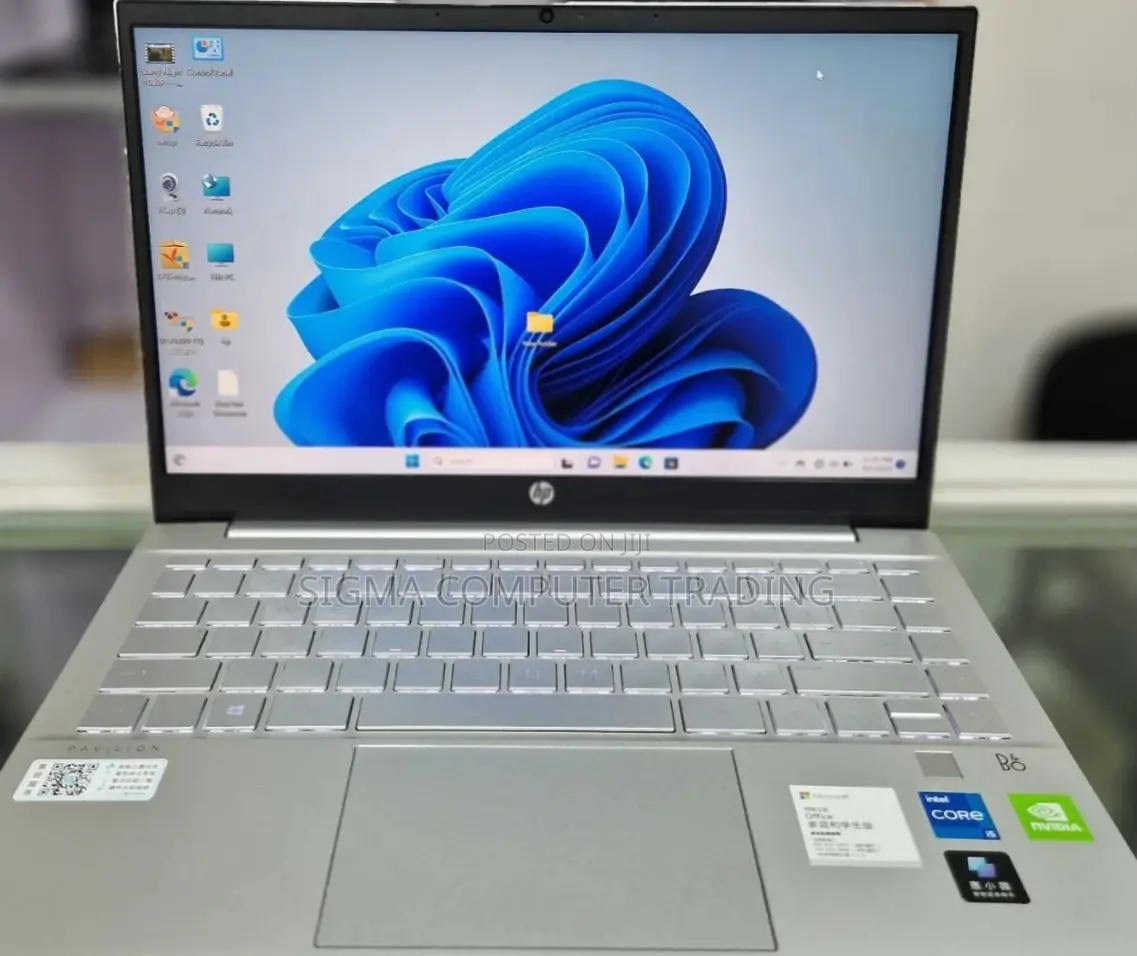 New Laptop HP Envy X360 16GB Intel Core I5 SSD 512GB