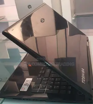 Laptop Toshiba Satellite C55 4GB Intel Core I5 HDD 500GB