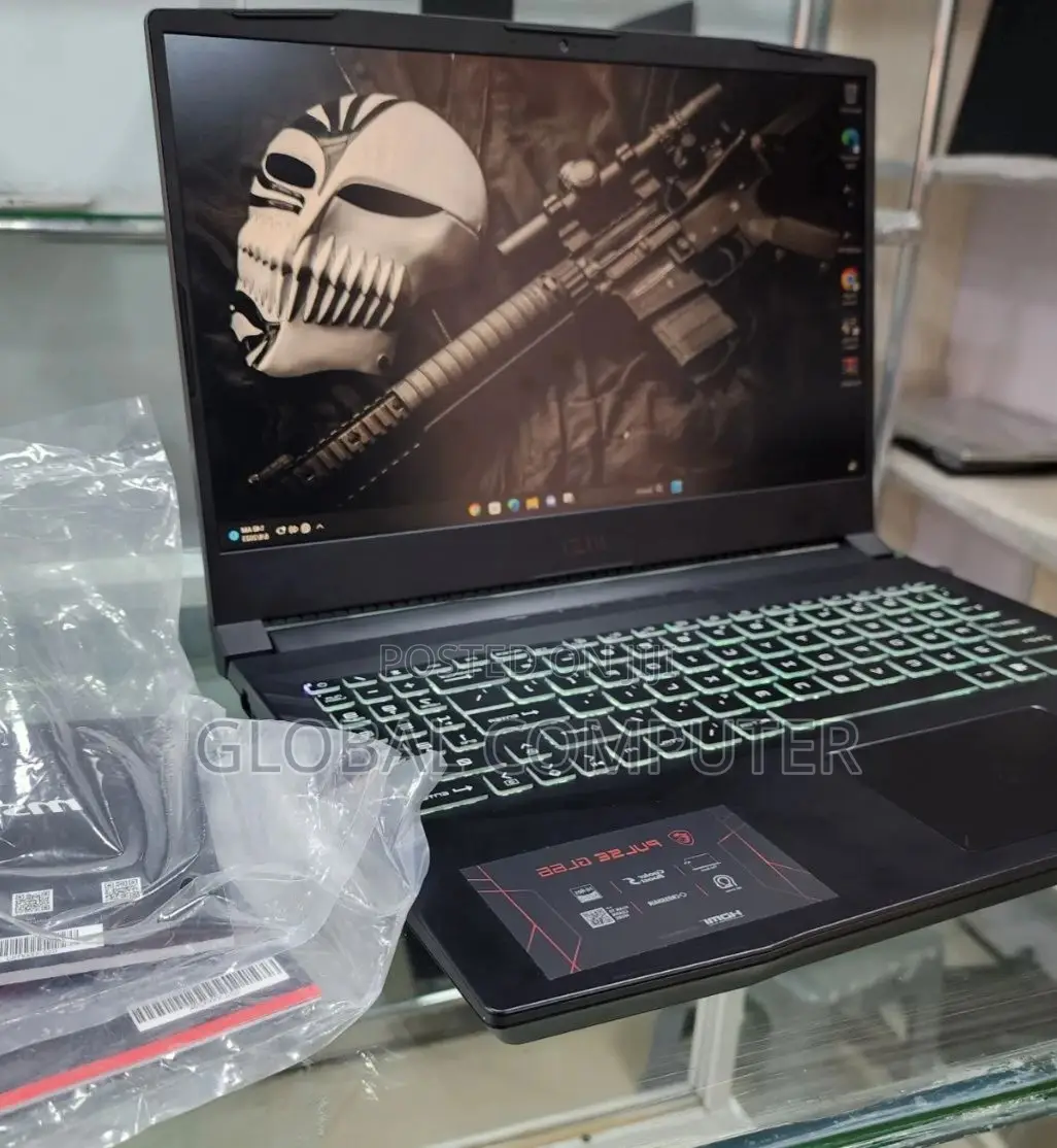 New Laptop MSI GP75 Leopard 8GB Intel Core I7 SSD 512GB