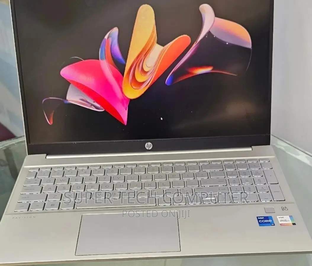 New Laptop HP Pavilion 15 8GB Intel Core I7 SSD 512GB