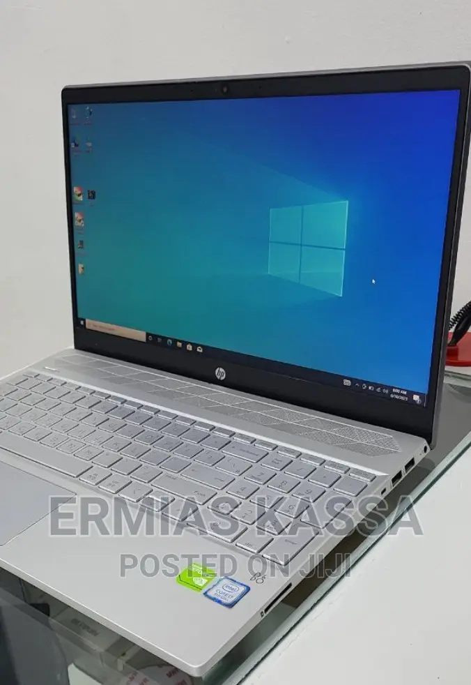 New Laptop HP Pavilion 15 8GB Intel Core I7 SSD 512GB