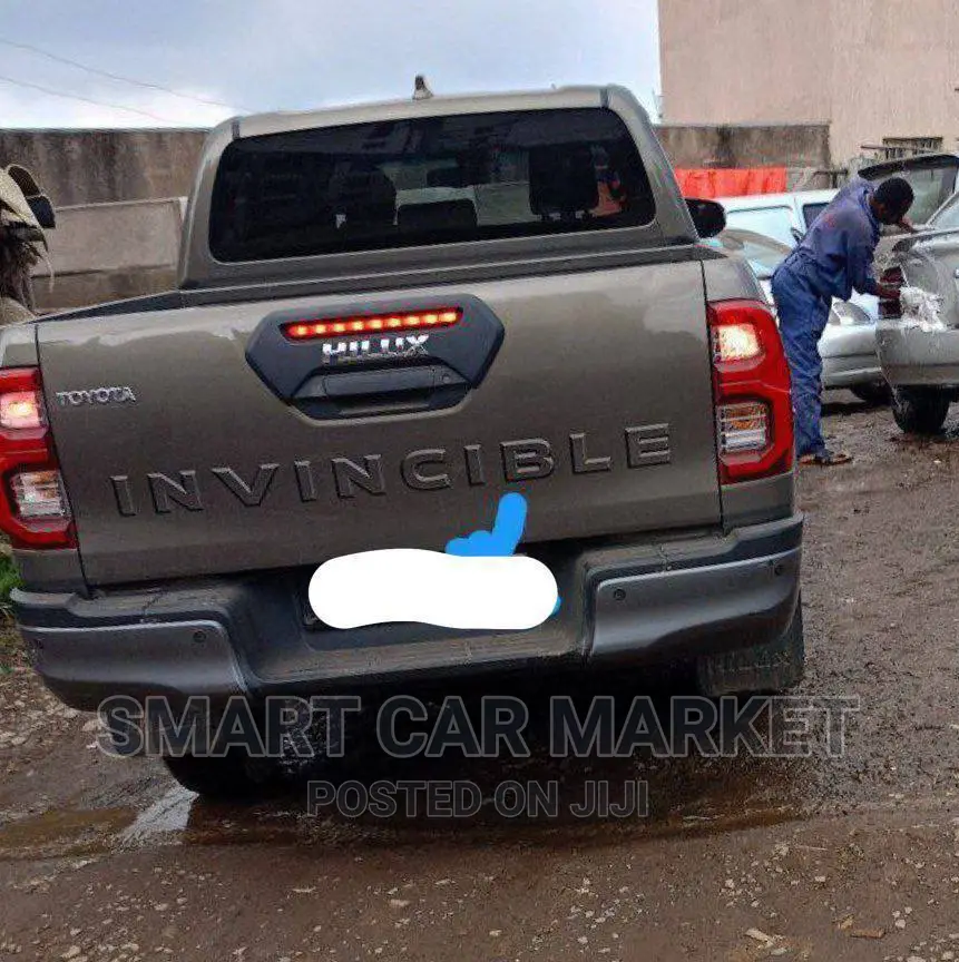 Toyota Hilux Revo Smart Cab Deisel 2.8 RWD 2022 Brown