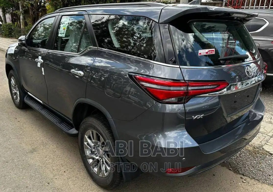 New Toyota Fortuner 2022 Gray