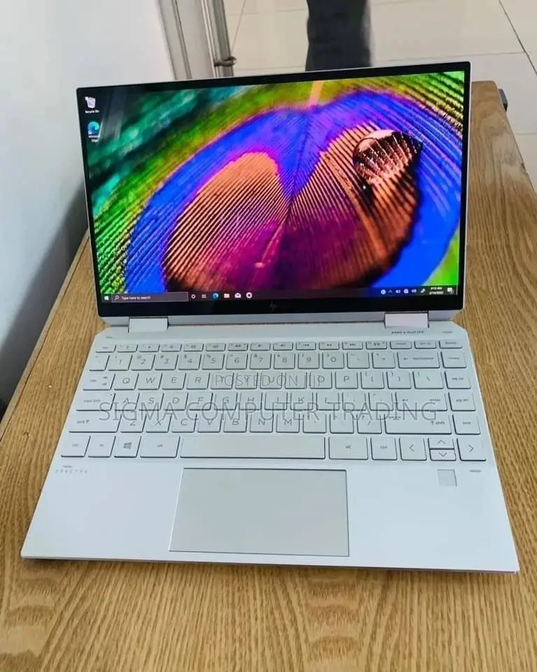New Laptop HP Spectre 16GB Intel Core I7 SSD 512GB