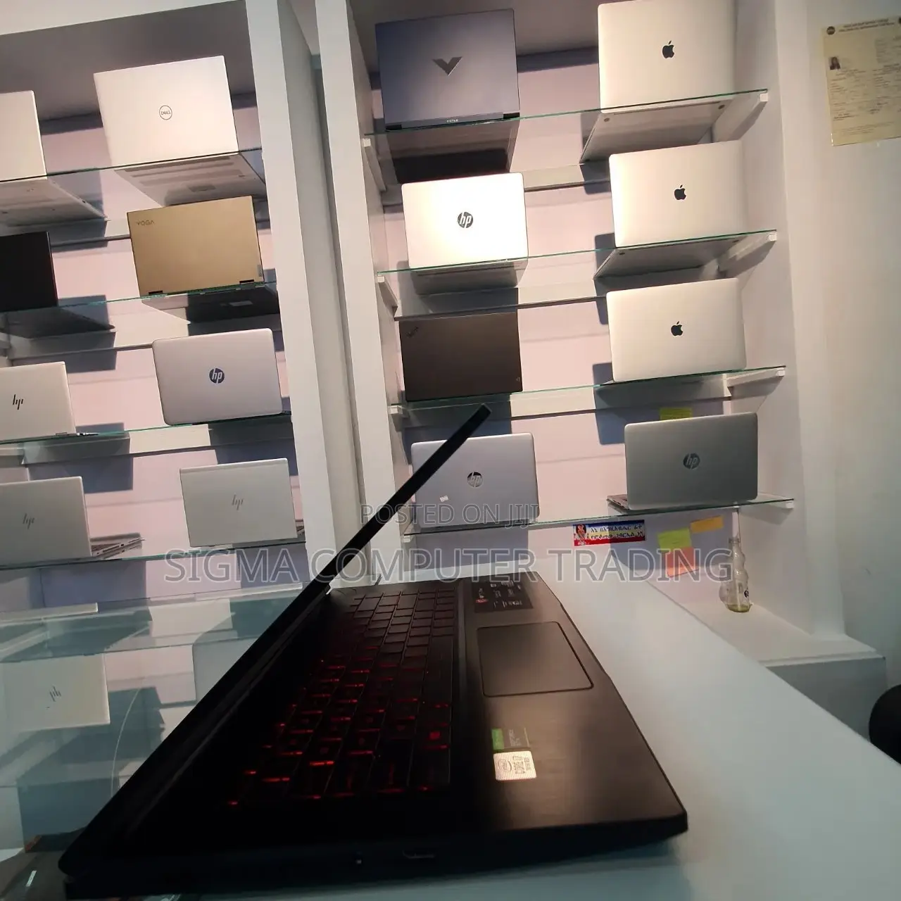 New Laptop MSI Katana GF66 8GB Intel Core I7 SSD 512GB