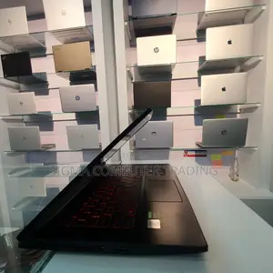 New Laptop MSI Katana GF66 8GB Intel Core I7 SSD 512GB