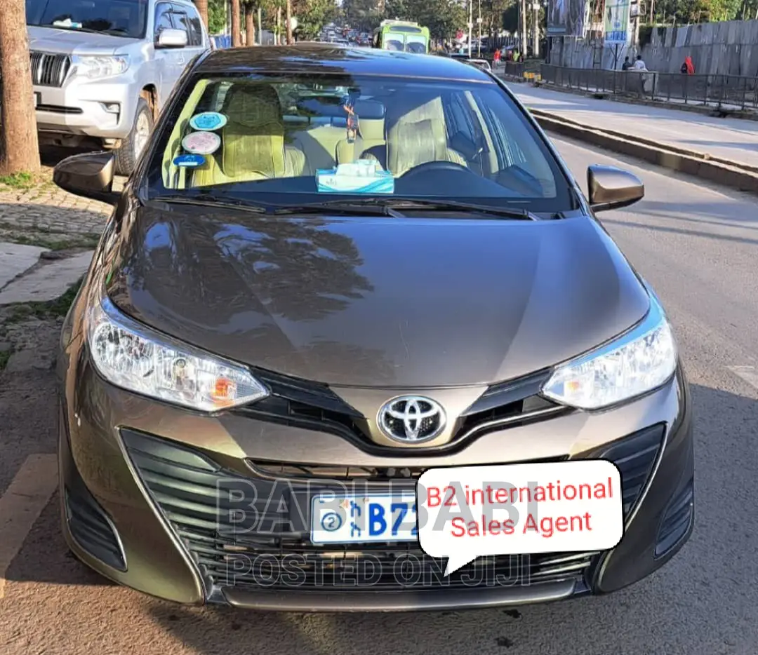 Toyota Yaris 2020 Pearl