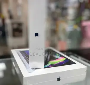 New Laptop Apple MacBook Air 2022 M2 8GB Apple M2 SSD 256GB