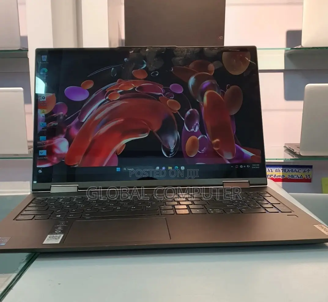 New Laptop Lenovo Yoga 710 12GB Intel Core I7 SSD 512GB