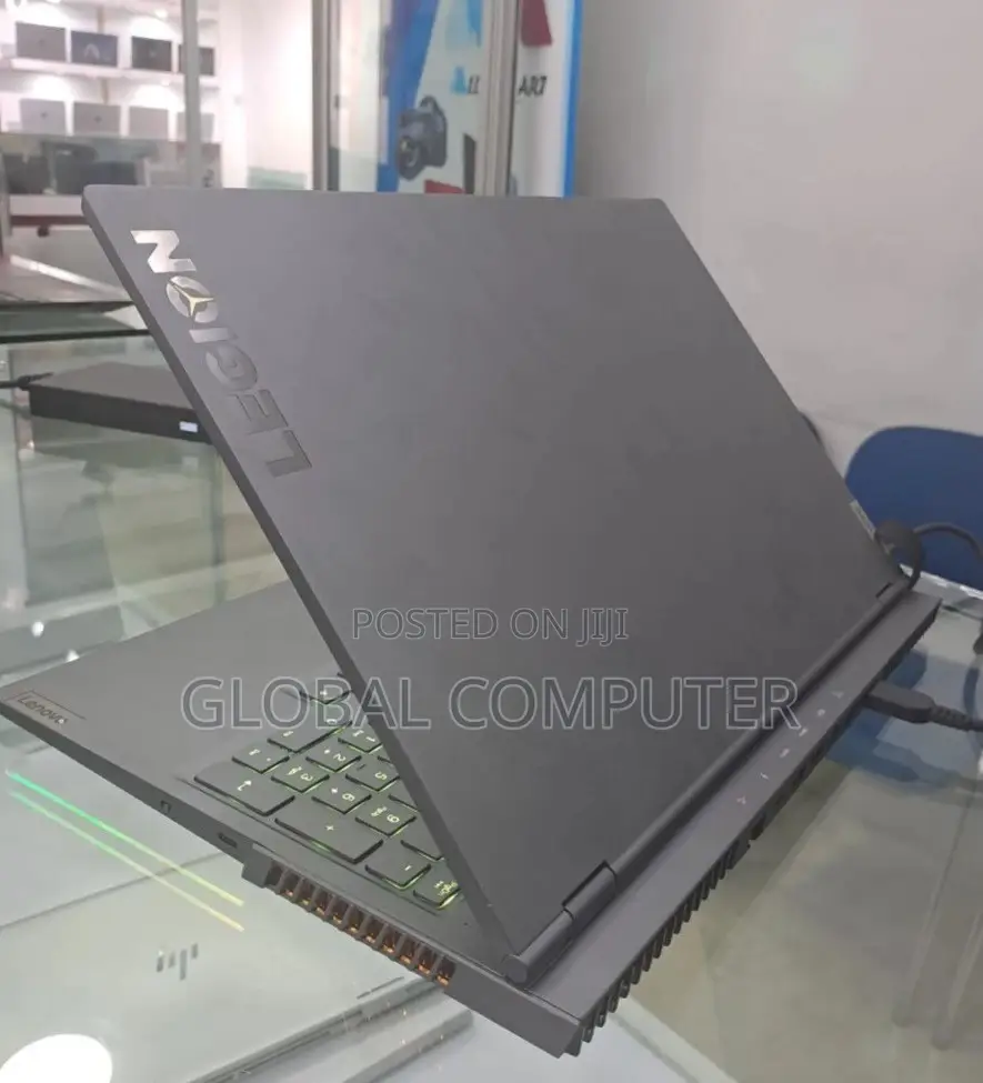 New Laptop Lenovo Legion 7 32GB Intel Core I7 SSD 1T