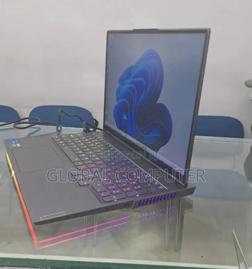 New Laptop Lenovo Legion 7 32GB Intel Core I7 SSD 1T