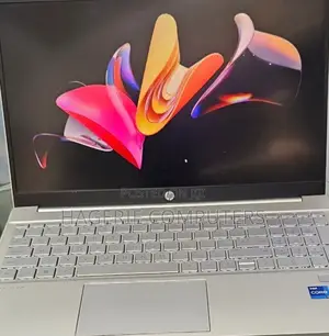 Photo - New Laptop HP Pavilion 11 8GB Intel Core I7 SSD 512GB