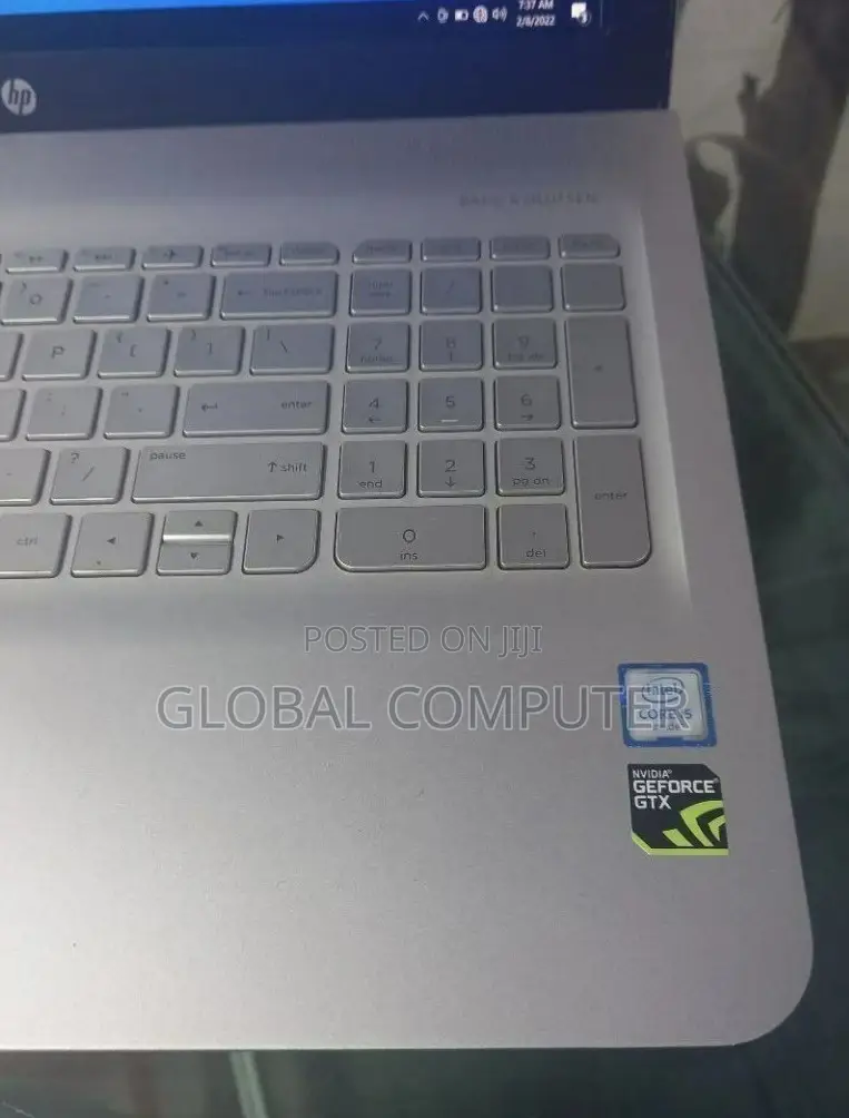 New Laptop HP Envy 15 8GB Intel Core I5 HDD+SSD 1T