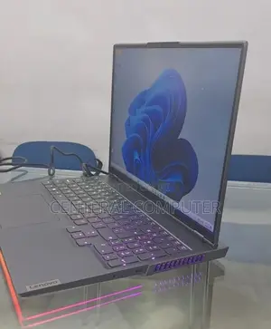 New Laptop Lenovo Legion Y530 32GB Intel Core I7 SSD 1T