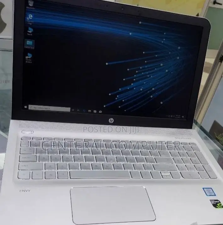 New Laptop HP Envy X2 8GB Intel Core I7 HDD+SSD 1T