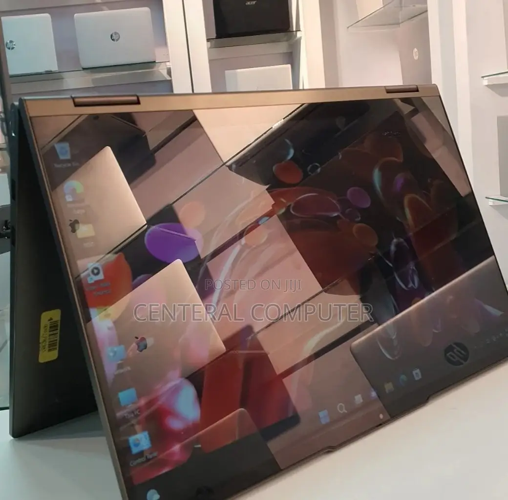 New Laptop Lenovo Yoga 330 12GB Intel Core I7 SSD 512GB