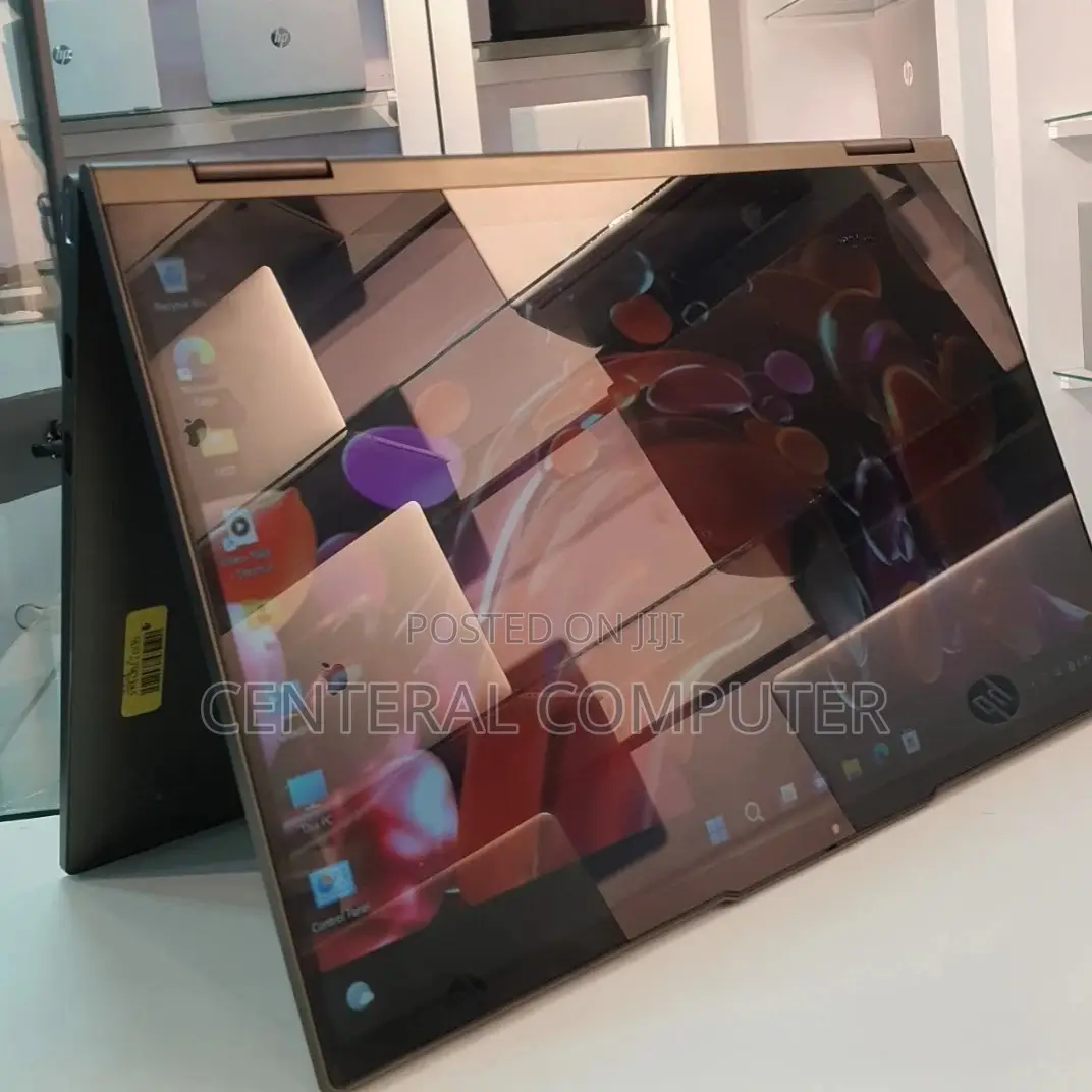 New Laptop Lenovo Yoga 330 12GB Intel Core I7 SSD 512GB