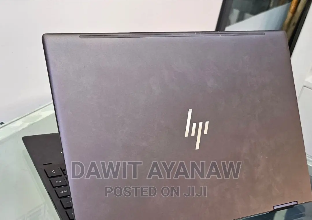 New Laptop HP Envy 13 8GB AMD Ryzen 5 SSD 512GB