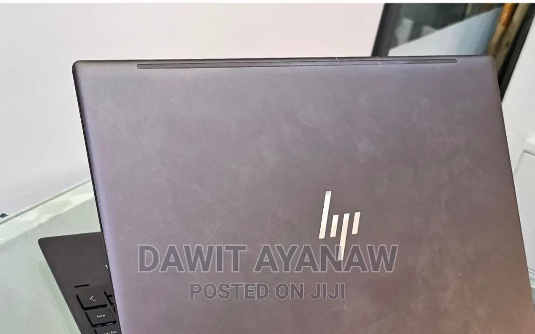 New Laptop HP Envy 13 8GB AMD Ryzen 5 SSD 512GB