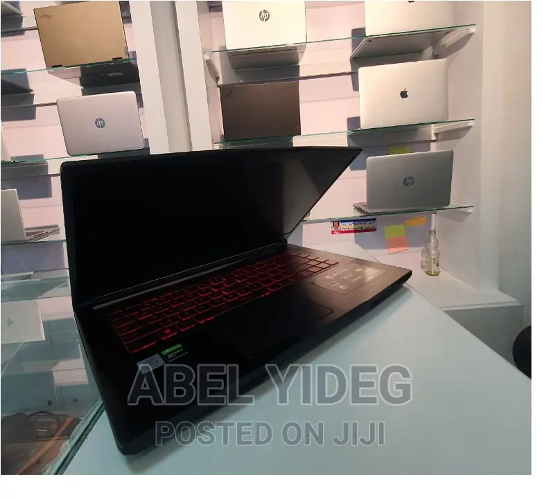 New Laptop MSI 16GB Intel Core I7 SSD 512GB