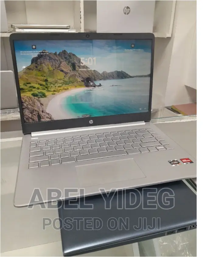 New Laptop HP Stream Notebook 8GB AMD Ryzen 3 SSD 512GB