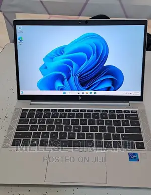 New Laptop HP EliteBook 830 16GB Intel Core I7 SSD 1T