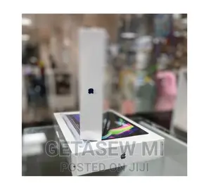 New Laptop Apple MacBook Air 2022 M2 8GB Apple M2 SSD 256GB