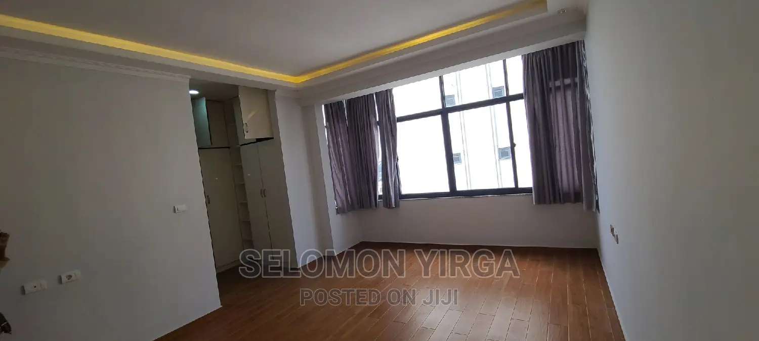 3bdrm Apartment in አድስ አበባ, Bole for rent