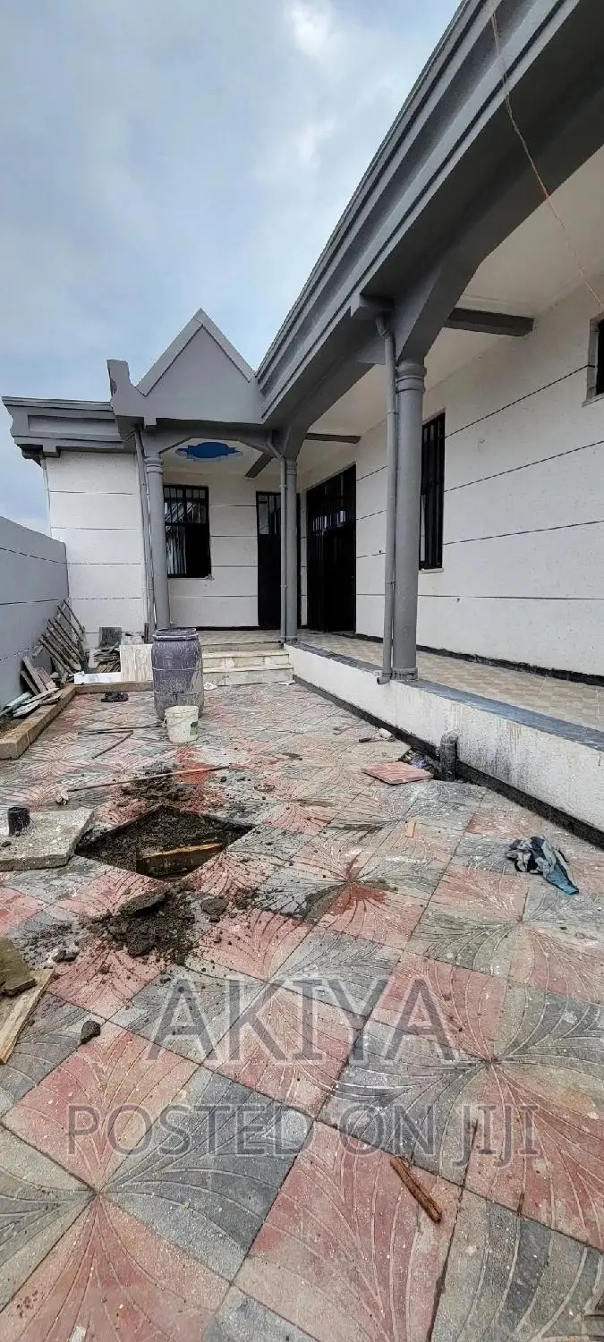 4bdrm House in House, Oromia-Finfinne for sale
