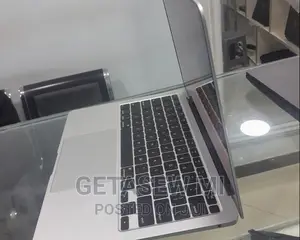 New Laptop Apple MacBook Pro 2019 32GB Intel Core I9 SSD 1T
