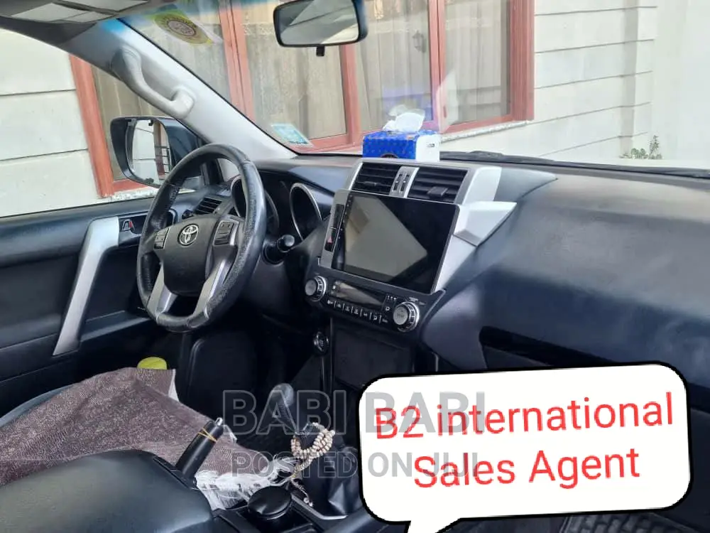 Toyota Land Cruiser Prado 2016 Gray