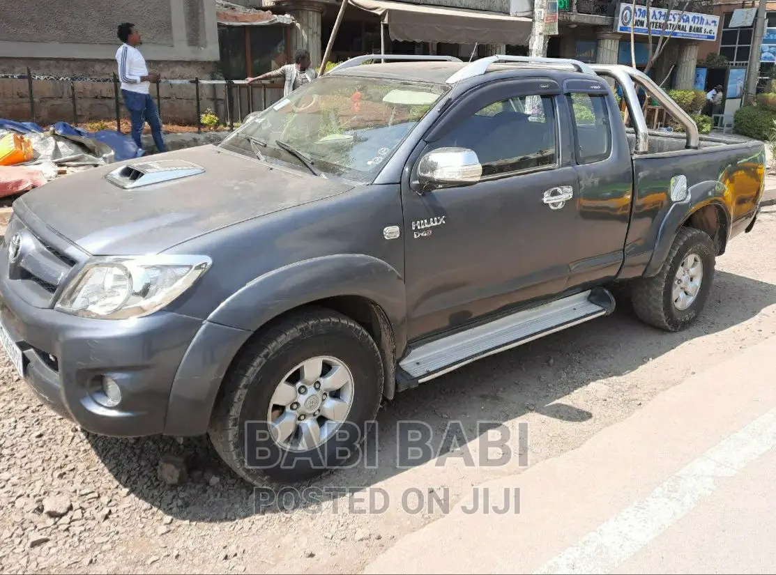Toyota Hilux 2008 Gray