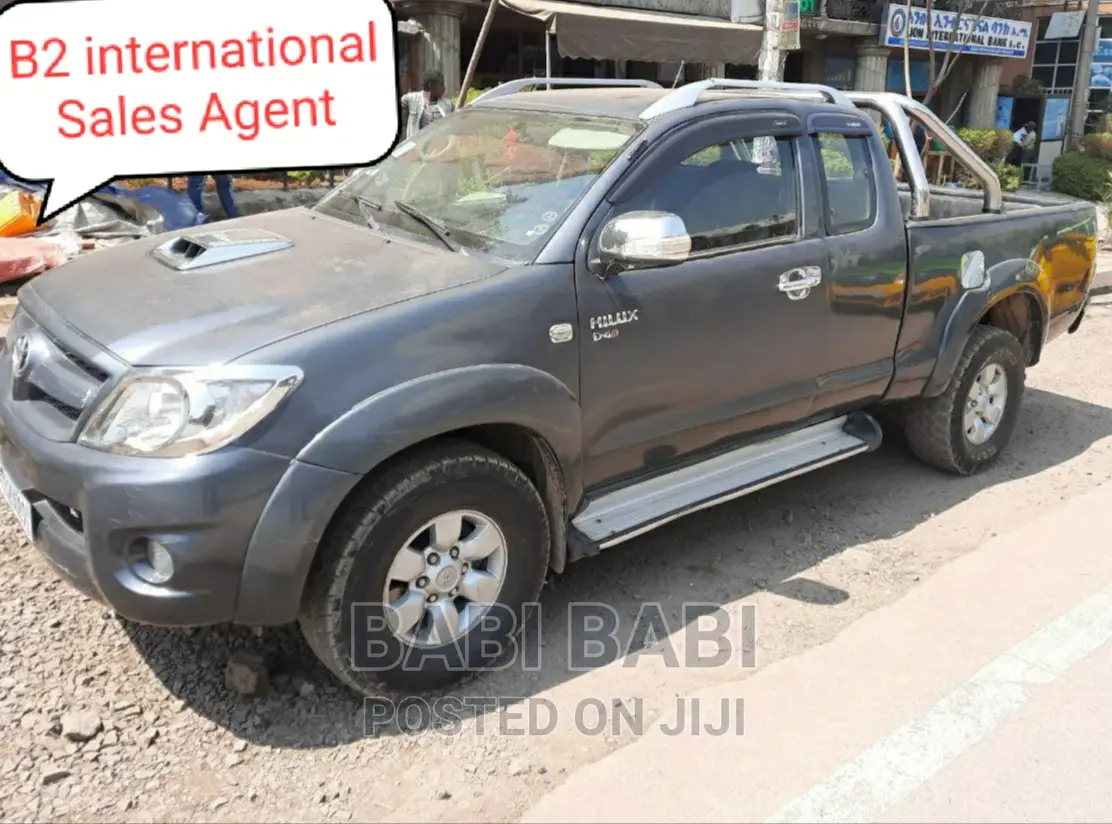 Toyota Hilux 2008 Gray