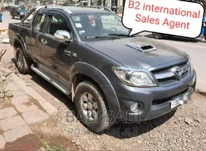 Toyota Hilux 2008 Gray