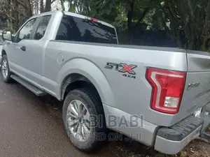 Photo - Ford F-150 2017 Silver