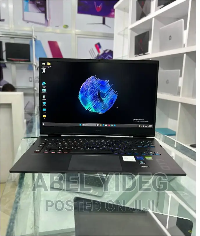 New Laptop HP Omen 17 16GB Intel Core I7 SSD 1T