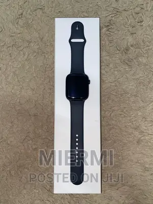 Apple Watch Series 8
