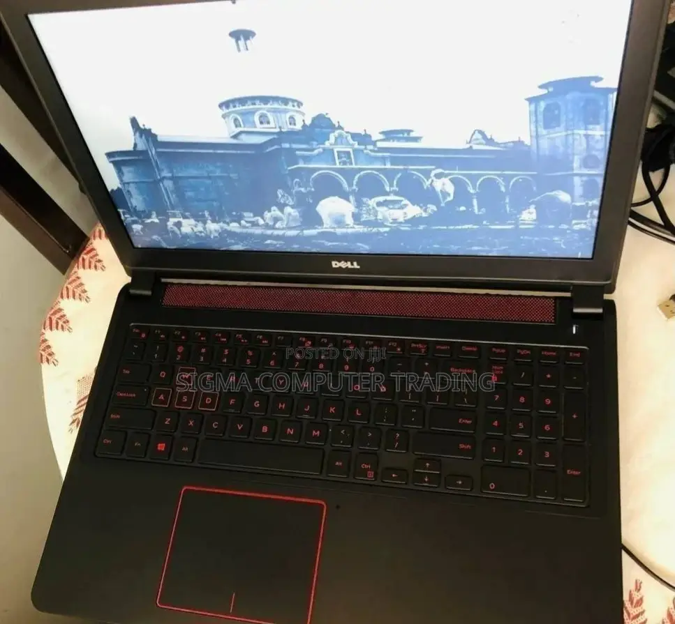 New Laptop Dell Inspiron 15 8GB Intel Core I5 SSD 512GB